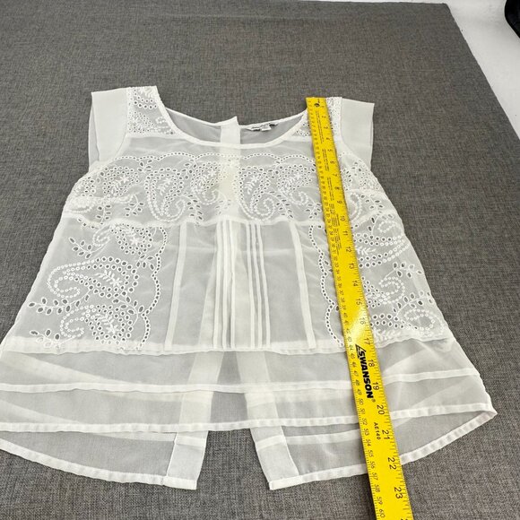 American Eagle Outfitters Sheer Top White Embroidered Paisley Cap Sleeve Pre-Own - Picture 5 of 9